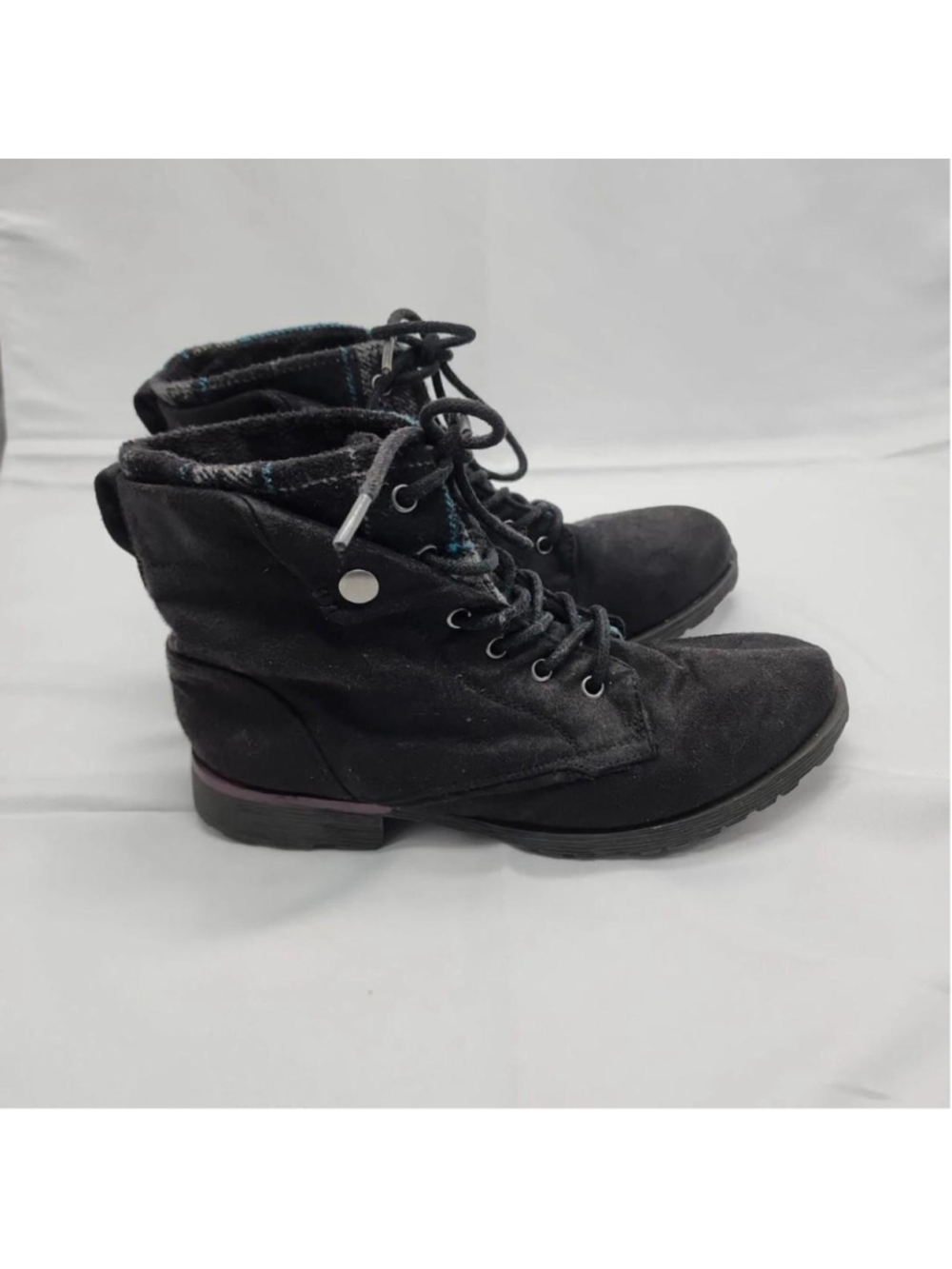 Rock & Candy black suede ankle boots with lace-up design and chunky sole #rockan